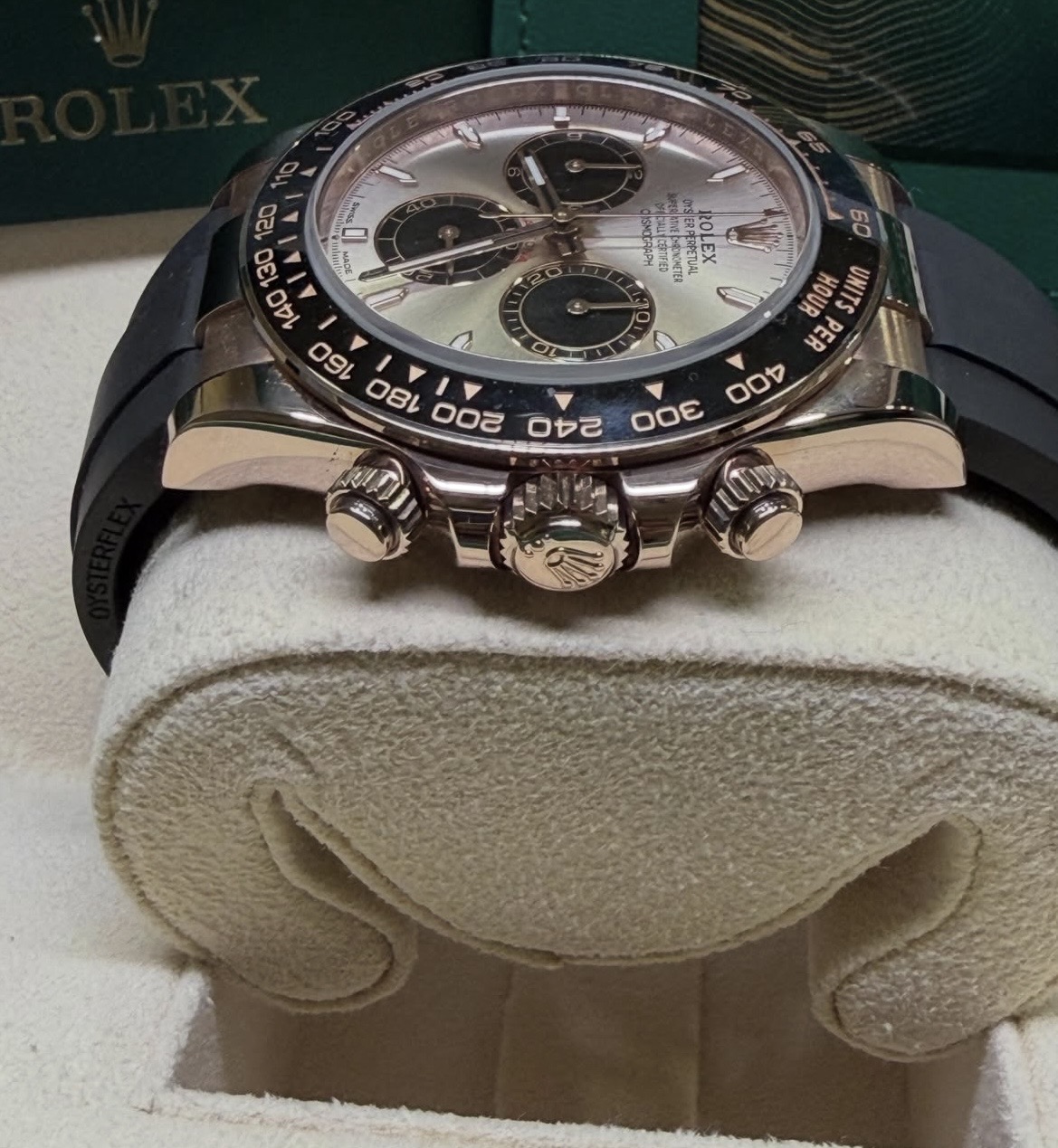 Rolex Rolex Daytona · 126515LN Or rose Cadran sundust · Bracelet Oysterflex · Full set · État neuf
