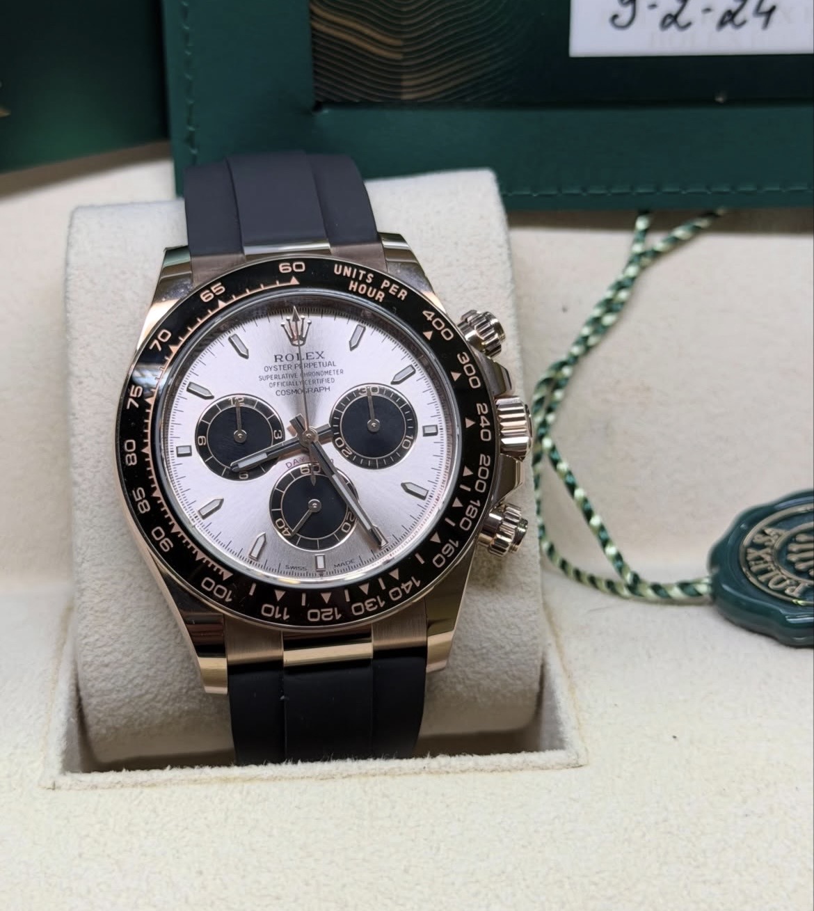 Rolex Rolex Daytona · 126515LN Or rose Cadran sundust · Bracelet Oysterflex · Full set · État neuf